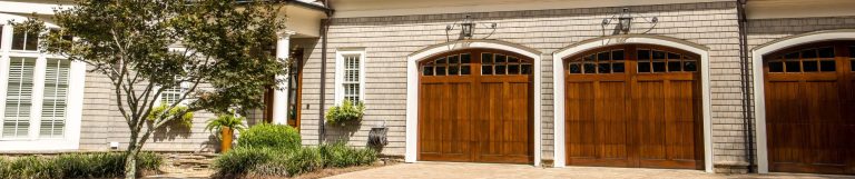 4 Reasons You Shouldn’t DIY Repair Garage Doors